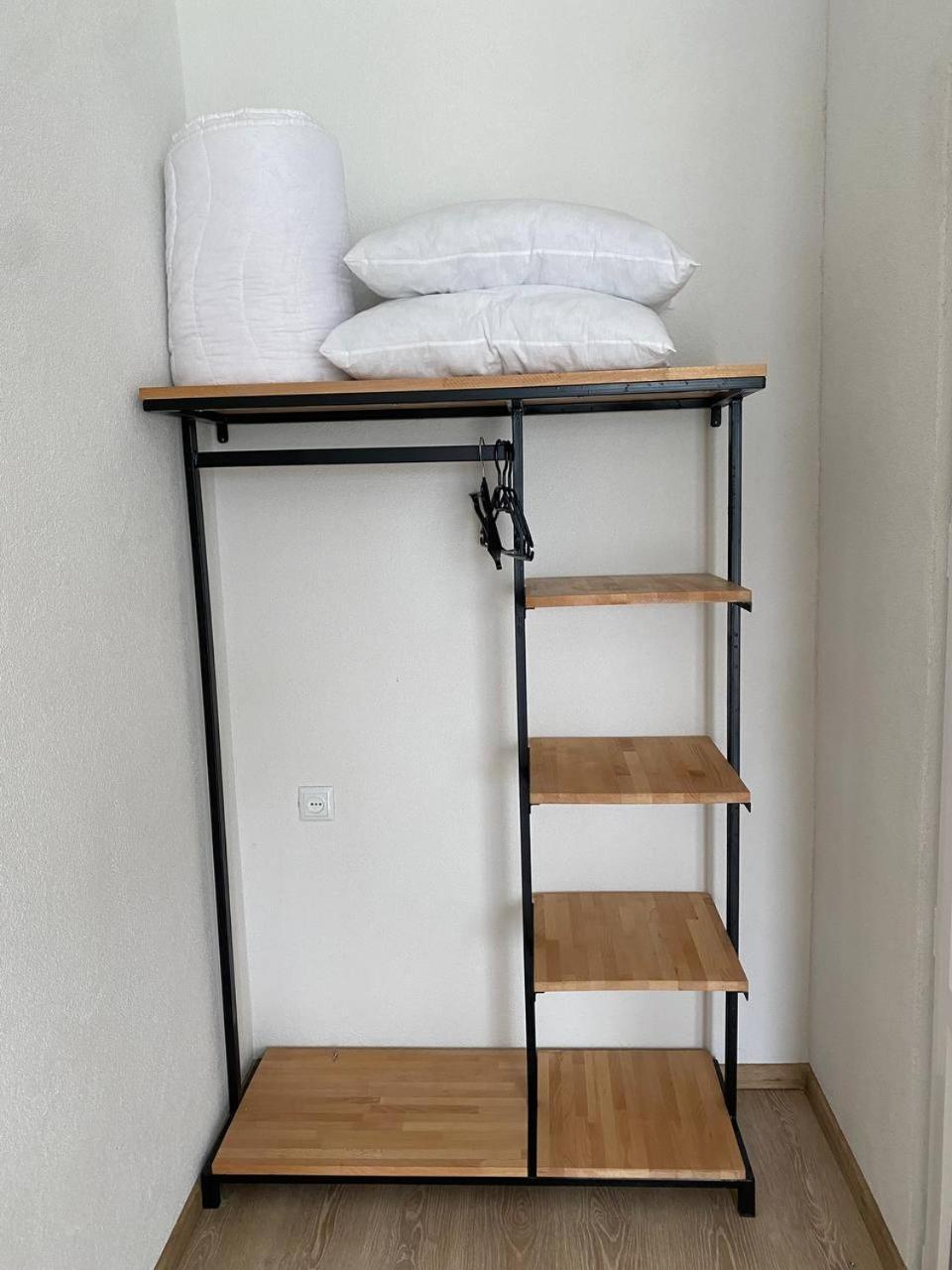 Modern House Hotel Solotvyno Bagian luar foto